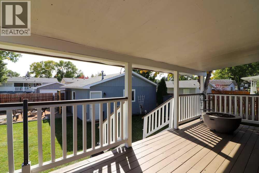 327 19 Street NE - 9
