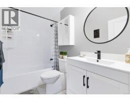 5112 Compton Rd, Port Alberni, BC V9Y7B6 Photo 18