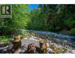 3324 Mamquam Road, Squamish, BC V8B0S6 Photo 35