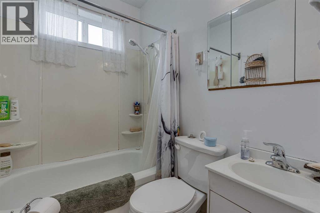 2114 Township Road 372 - 16