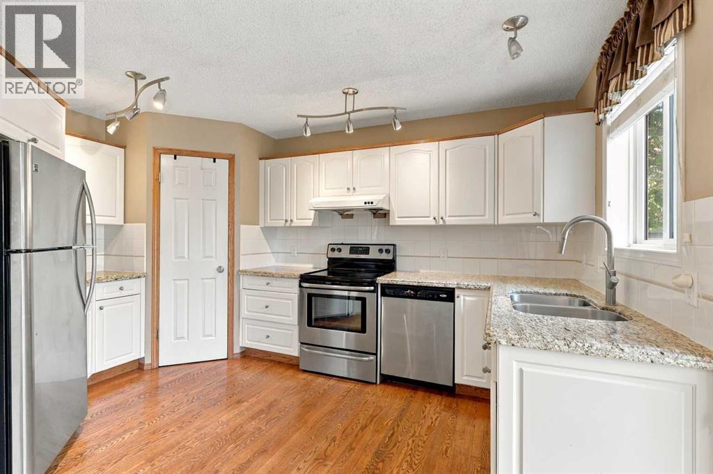 25 Arbour Ridge Park NW - photo 15