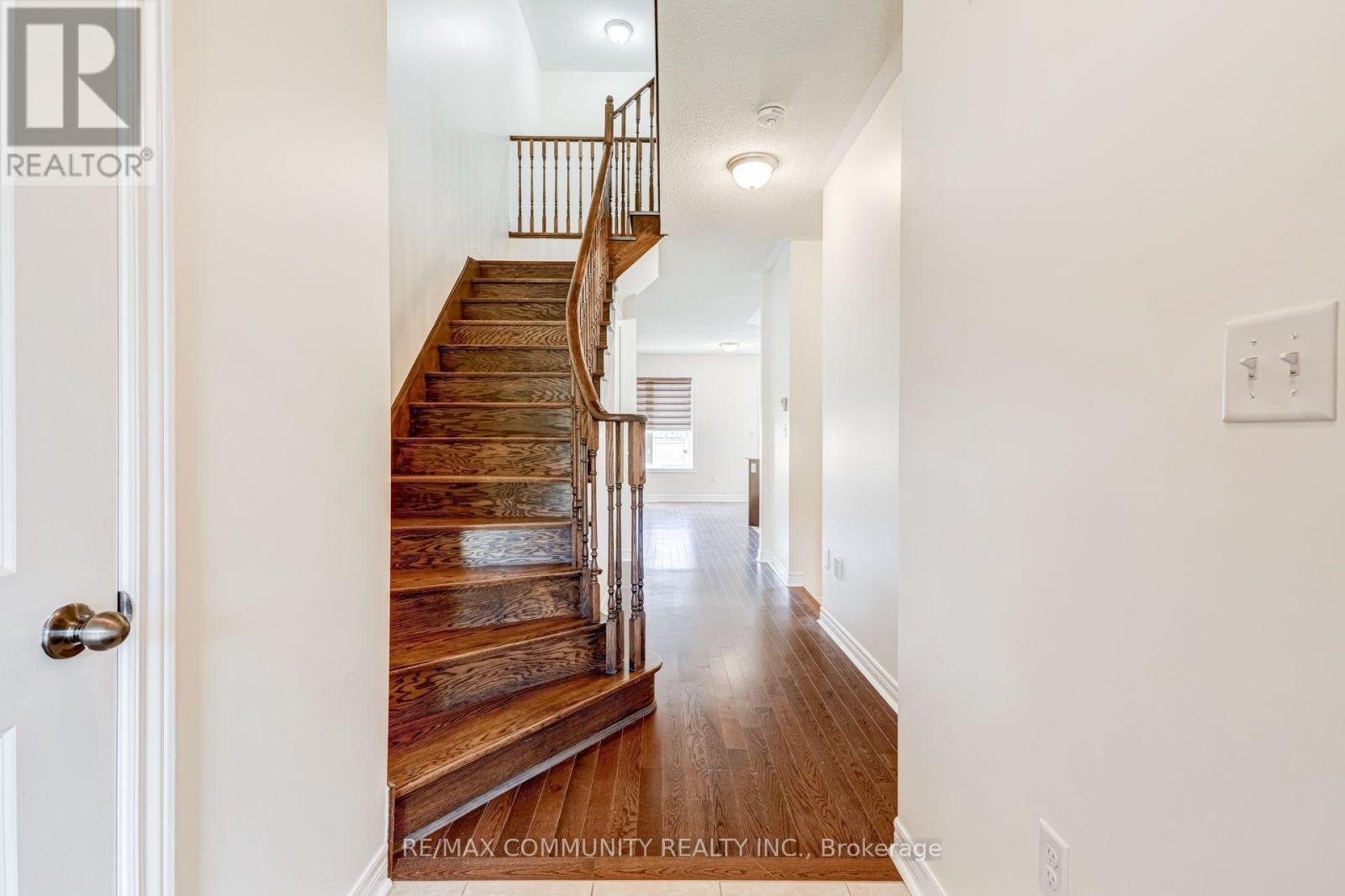 66 KEMPSFORD CRESCENT, Brampton (Northwest Brampton) — photo 5