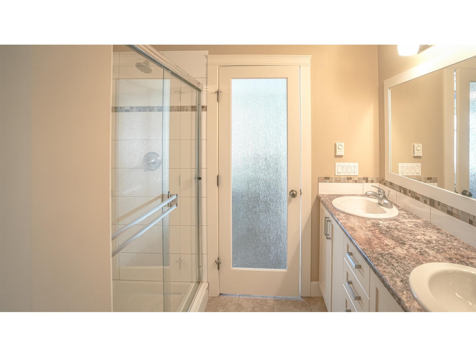 2 Bed, 2 Bath House for Sale in Chilliwack – 25 45290 SOOWAHLIE CRESCENT, Garrison Crossing, Chilliwack – MLS# R3169705 - Image 19