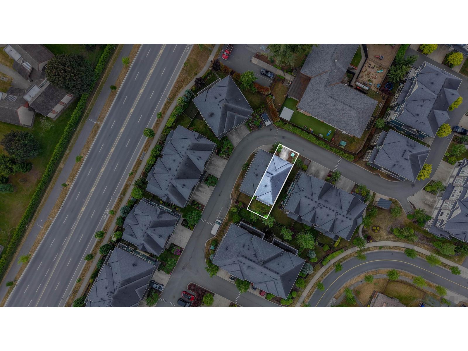 2 Bed, 2 Bath House for Sale in Chilliwack – 25 45290 SOOWAHLIE CRESCENT, Garrison Crossing, Chilliwack – MLS# R3169705 - Image 28