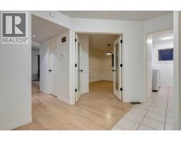 51 Straddock Crescent SW - photo 10