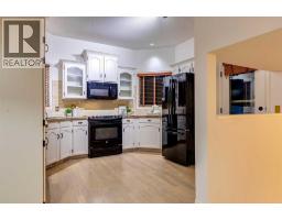 51 Straddock Crescent SW - photo 12