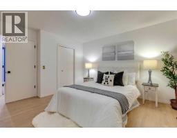 51 Straddock Crescent SW - photo 27