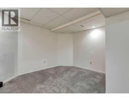 51 Straddock Crescent SW - photo 36