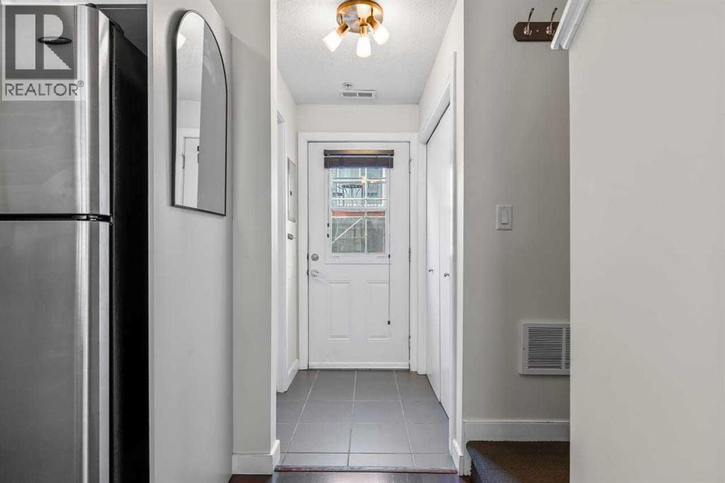 #208 2426 34 Avenue SW - 2