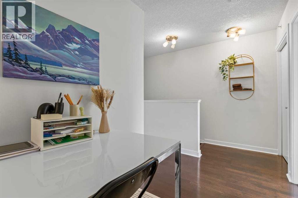 #208 2426 34 Avenue SW - 22