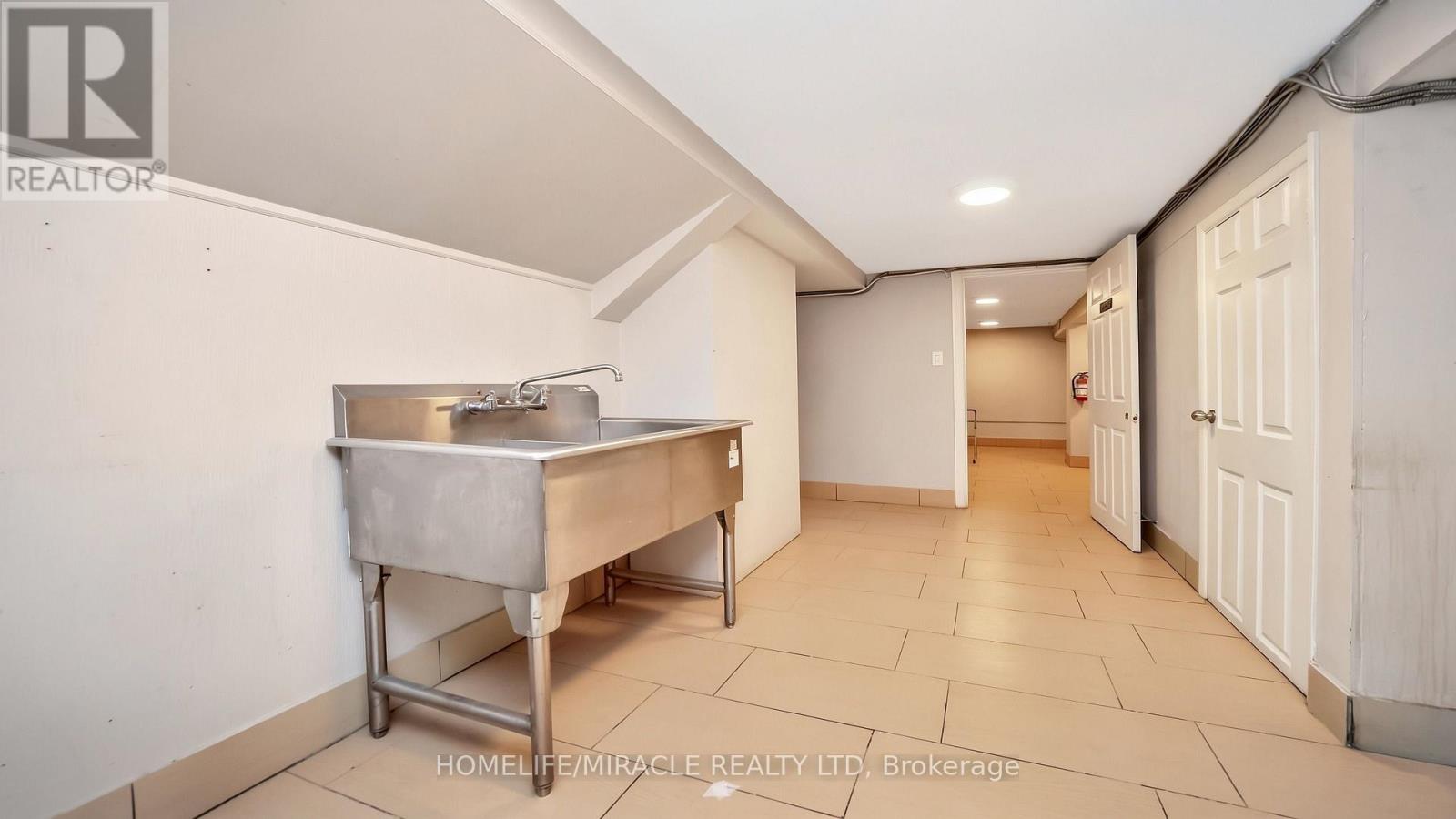 259 LAKESHORE ROAD E, Mississauga (Port Credit) — photo 30