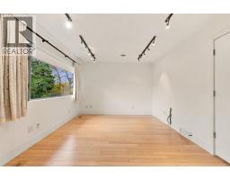 2220 32 Avenue Sw, Calgary, AB T2T1X1 Photo 32