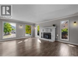 Dining room - 534 Glenmeadows Road, Kelowna, BC V1V1Y7 Photo 16