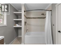 534 Glenmeadows Road, Kelowna, BC V1V1Y7 Photo 42