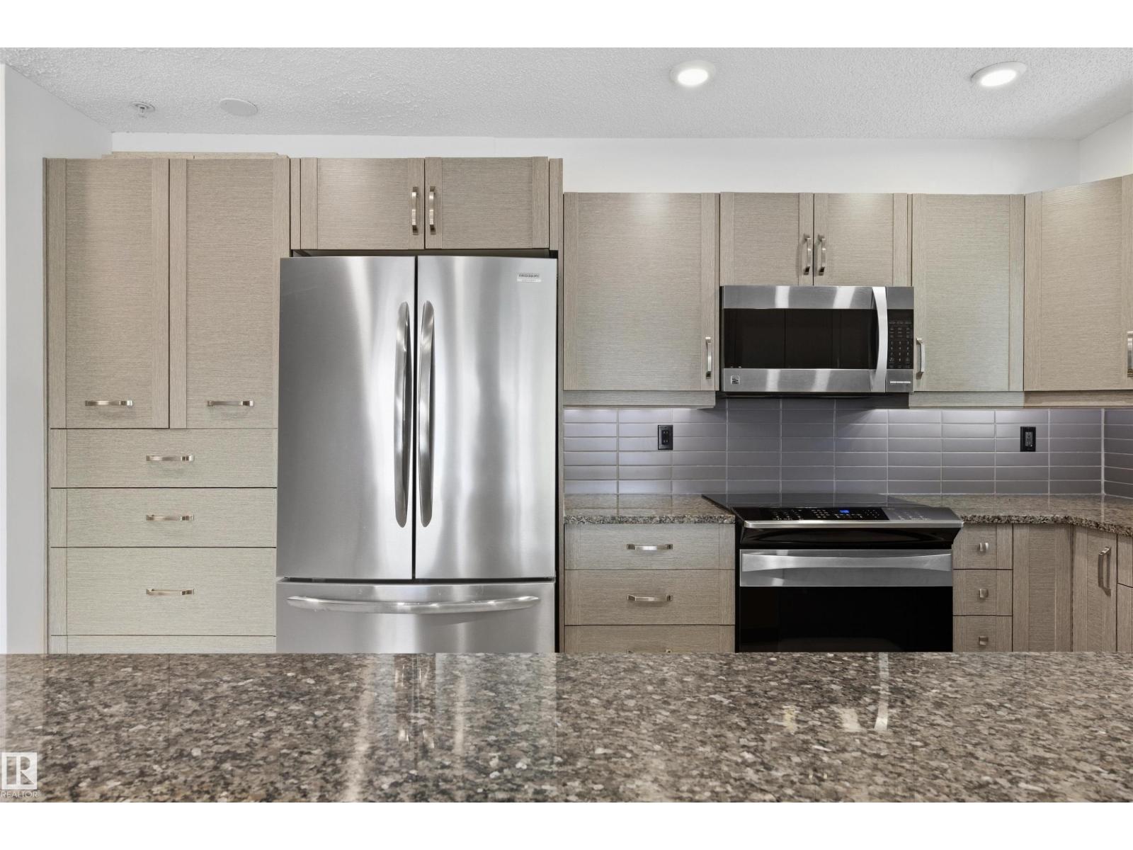#309 8909 100 ST NW - 13