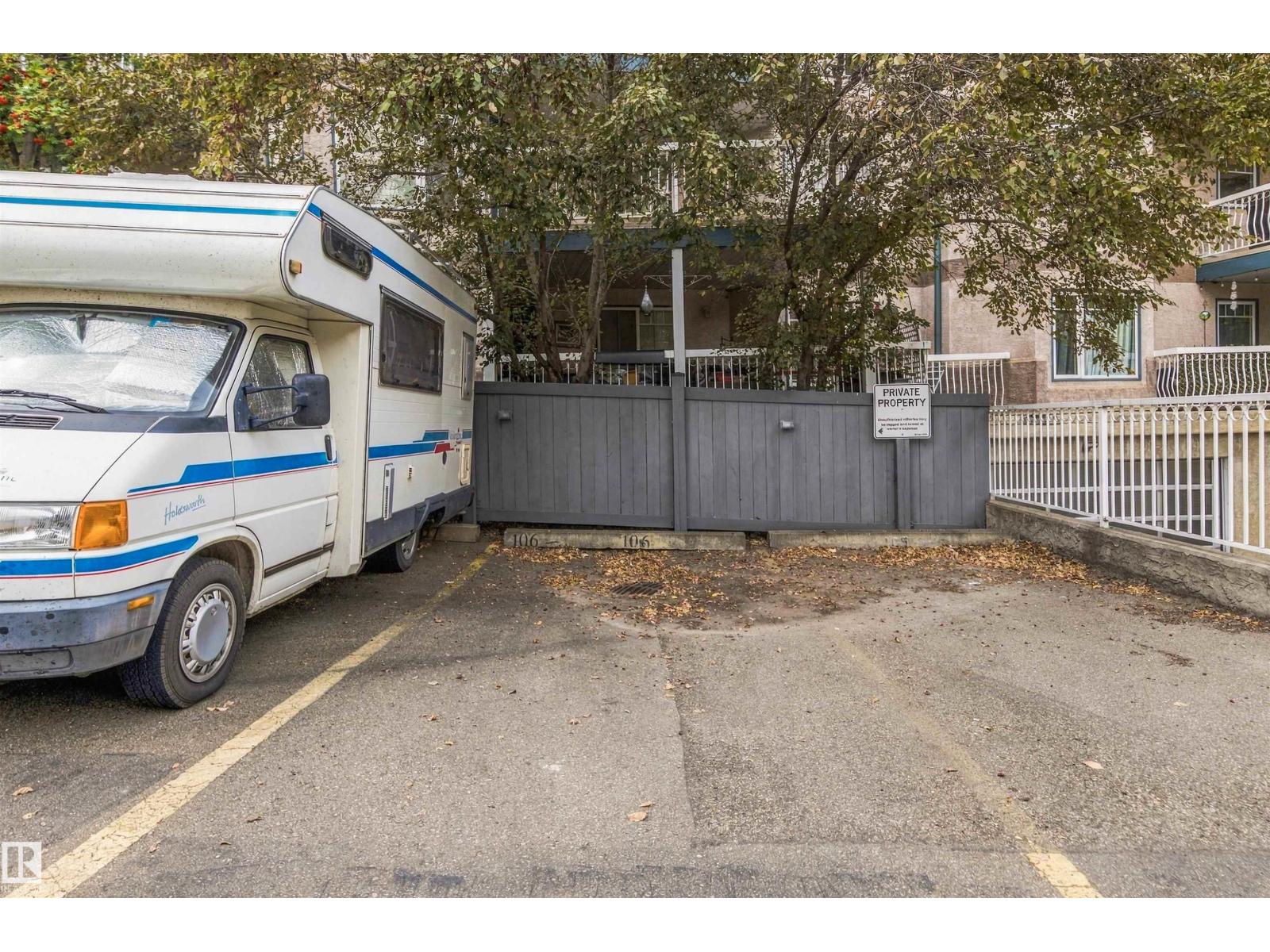 #309 8909 100 ST NW - 27