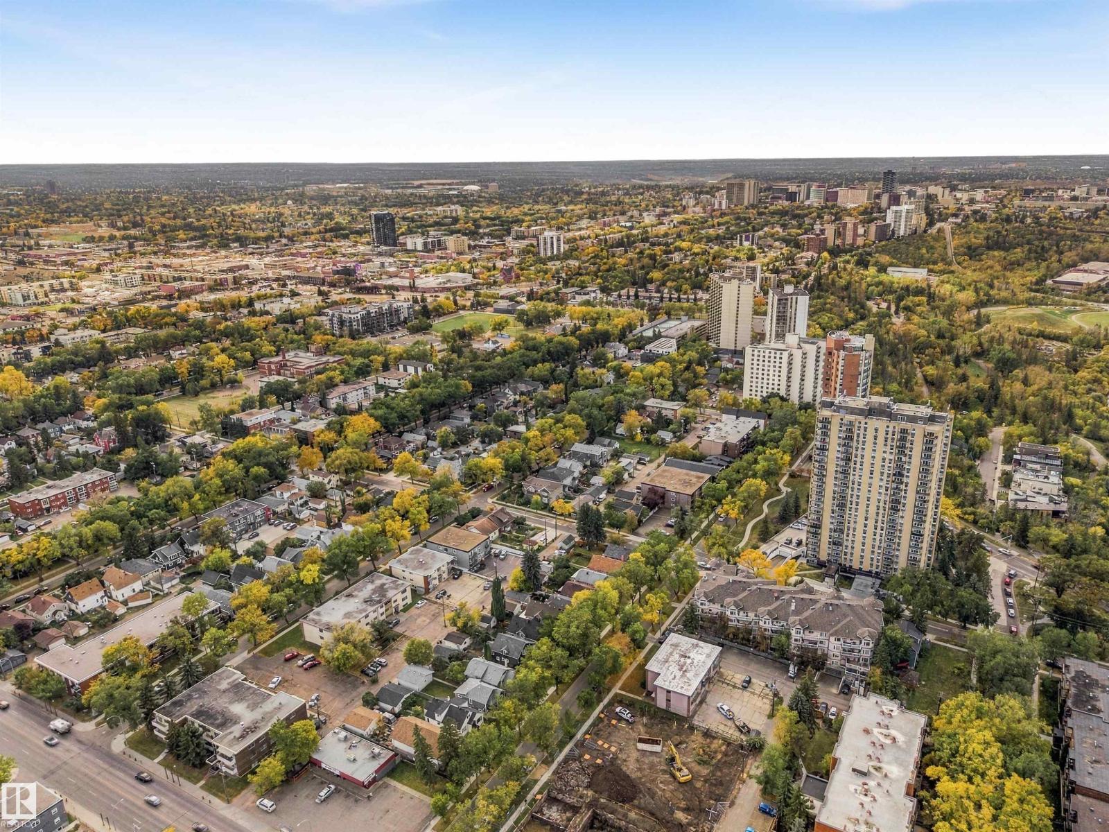 #309 8909 100 ST NW - 33