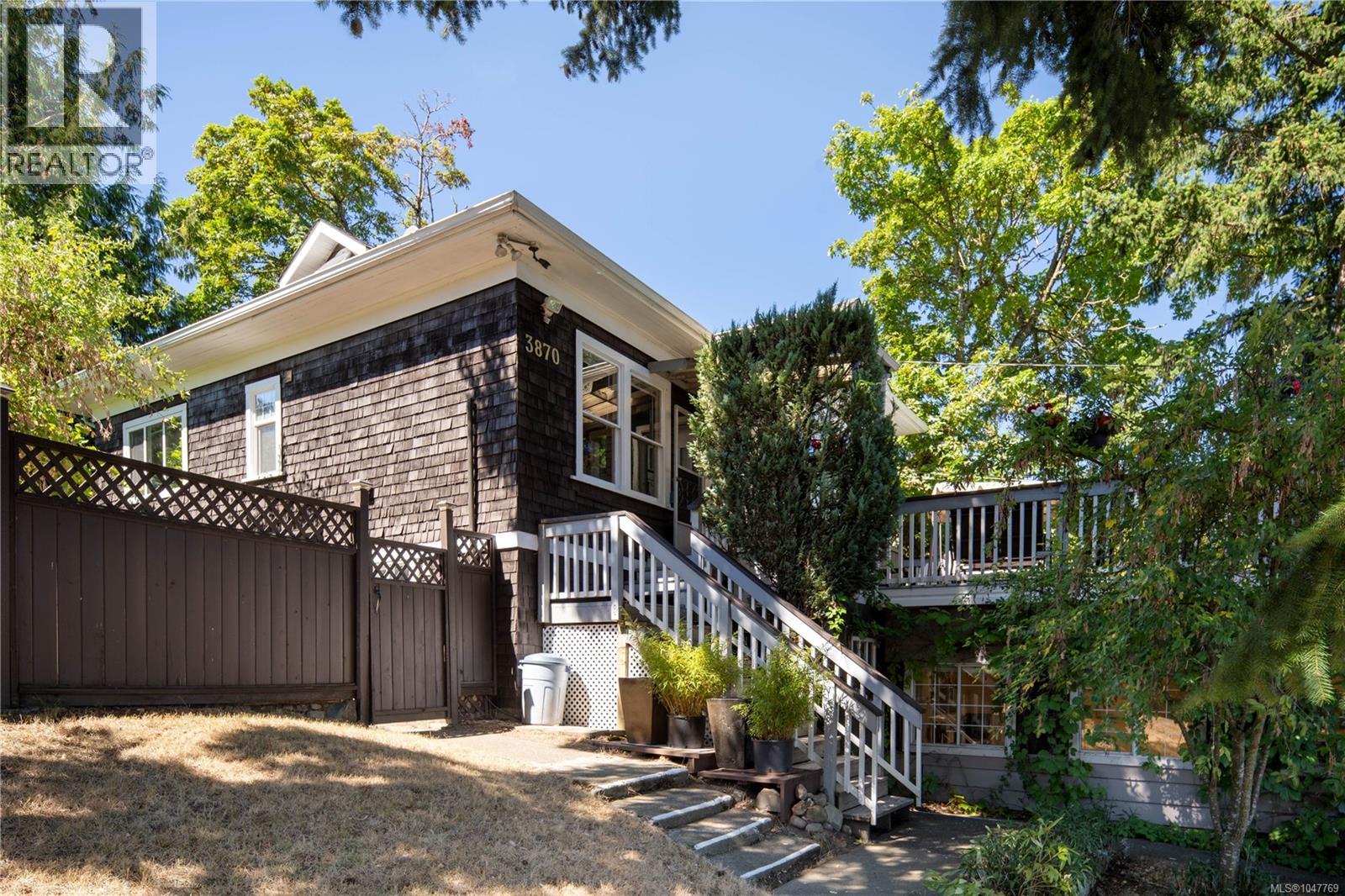 3870 Rowland Ave - Image 52