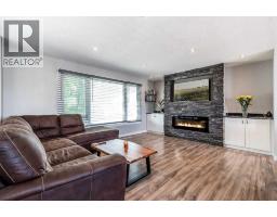 Bedroom - 10 Chow Avenue Se, Medicine Hat, AB T1B2T1 Photo 7