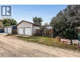 10 Chow Avenue Se, Medicine Hat, AB T1B2T1 Photo 47