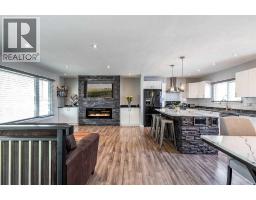 Primary Bedroom - 10 Chow Avenue Se, Medicine Hat, AB T1B2T1 Photo 6