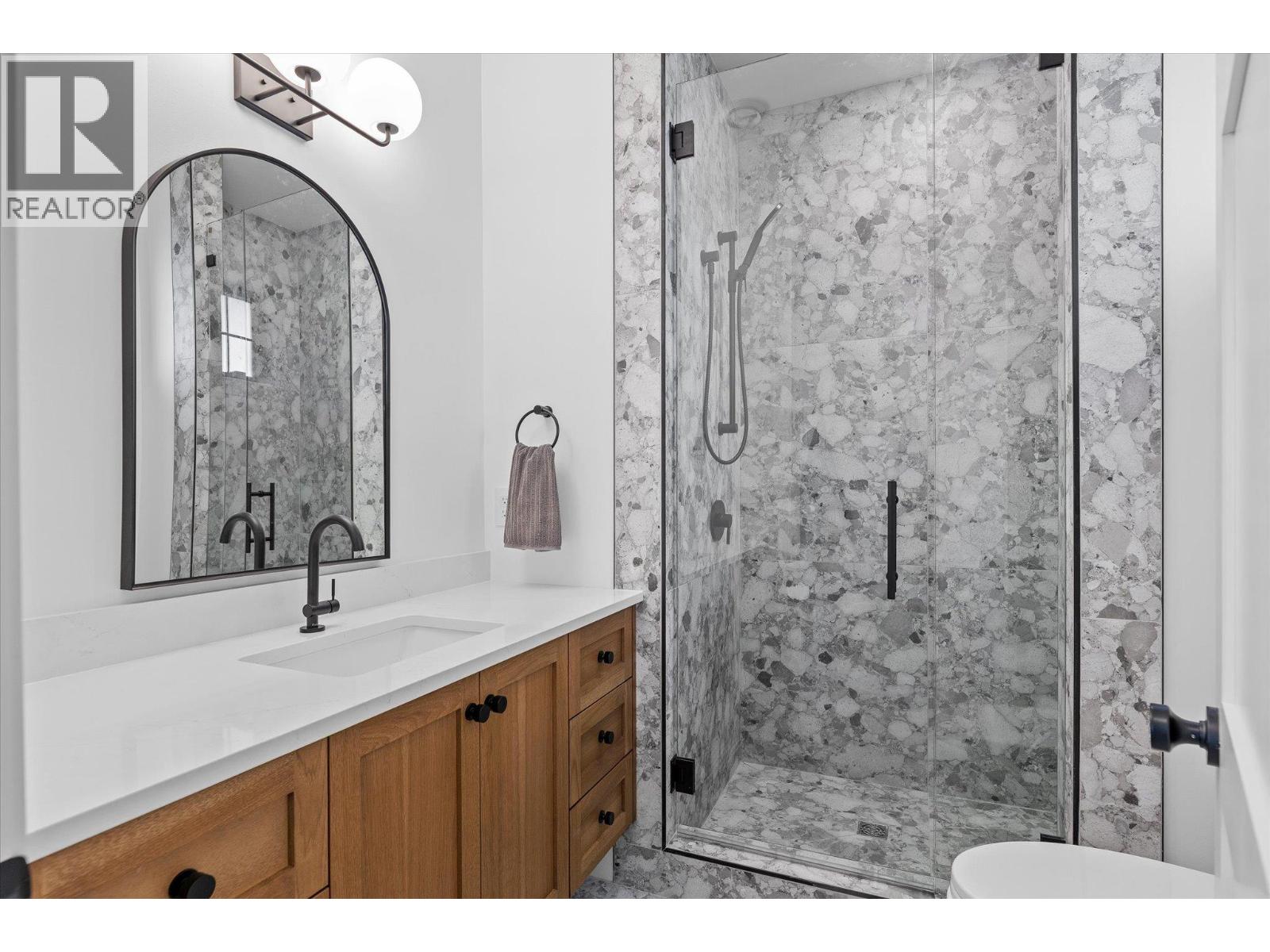 5631 Upper Mission Court - 33