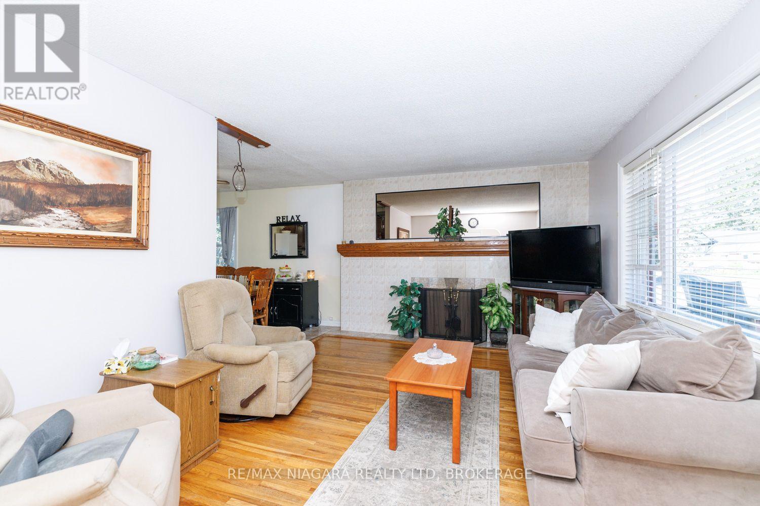 6424 CORWIN CRESCENT - 12