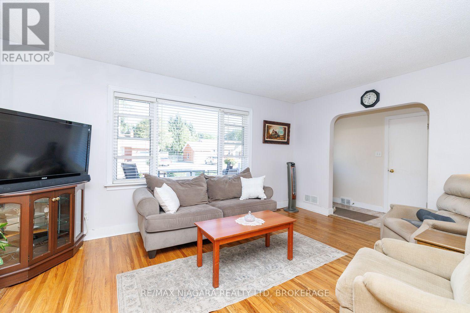 6424 CORWIN CRESCENT, Niagara Falls (Dorchester) — photo 8