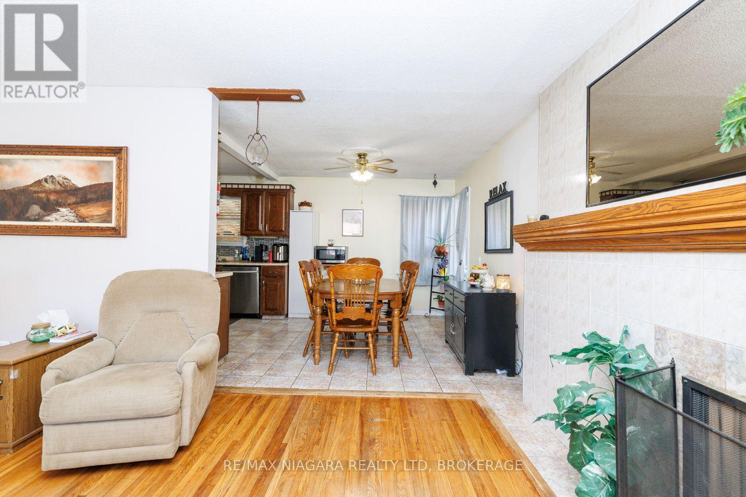 6424 CORWIN CRESCENT - 9