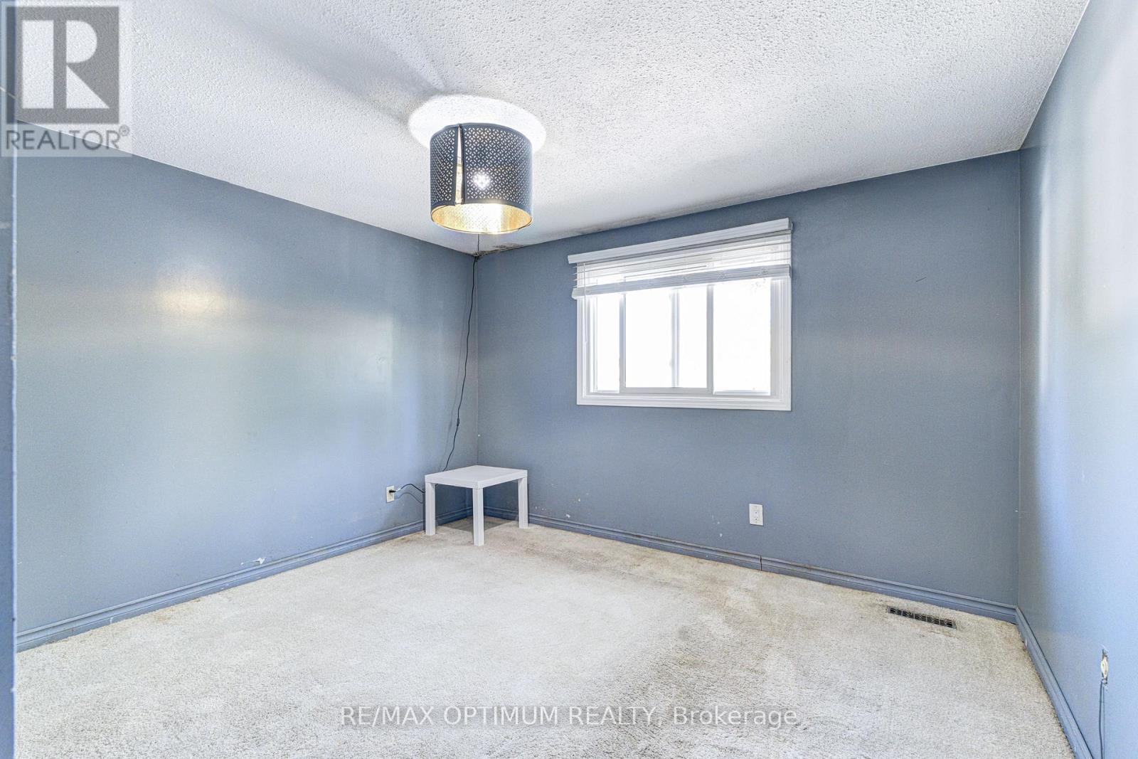 45 Hansen Road North — photo 18