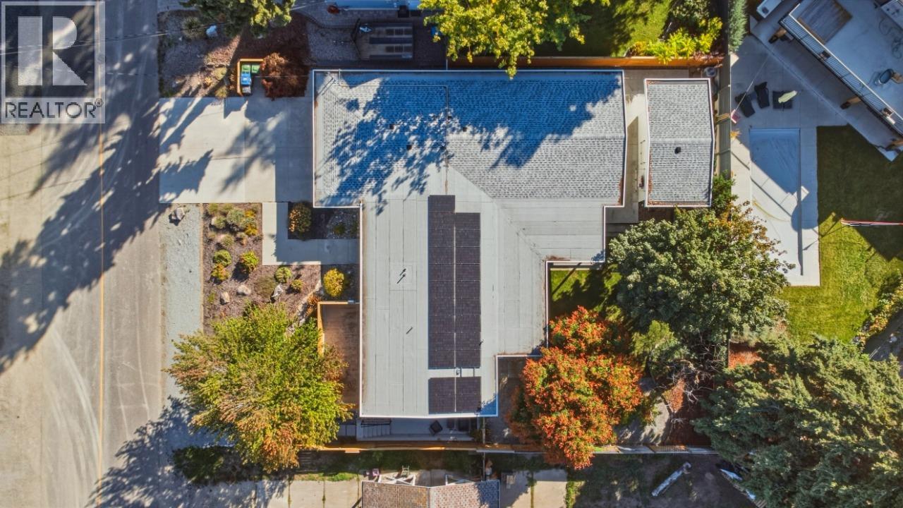  445 Sarsons Road, Kelowna