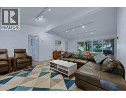 4pc Ensuite bath - 445 Sarsons Road, Kelowna, BC V1W1C3 Photo 18