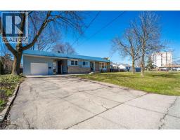 Eat in kitchen - 1 Hill Place Unit# A, Hamilton, ON L8G2W3 Photo 6
