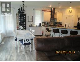 4pc Bathroom - 2446 Centennial Drive, Blind Bay, BC V0E1H0 Photo 17