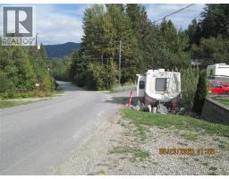 Kitchen - 2446 Centennial Drive, Blind Bay, BC V0E1H0 Photo 14