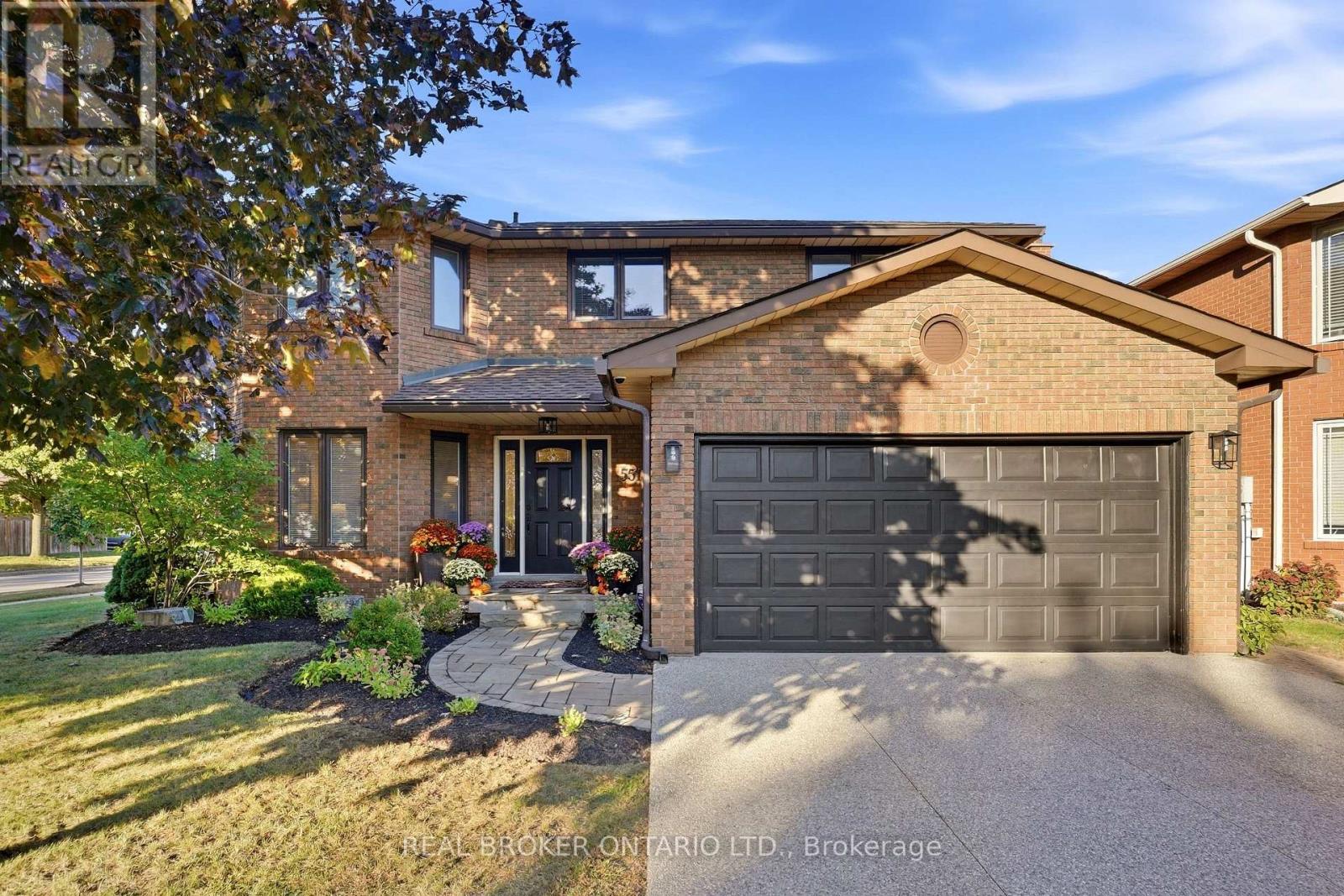 551 KASTELIC PLACE, Burlington (Roseland) — photo 2