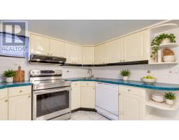 369 Bartlett Avenue N, Toronto, ON M6H3G7 Photo 40