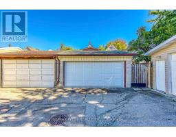 369 Bartlett Avenue N, Toronto, ON M6H3G7 Photo 49