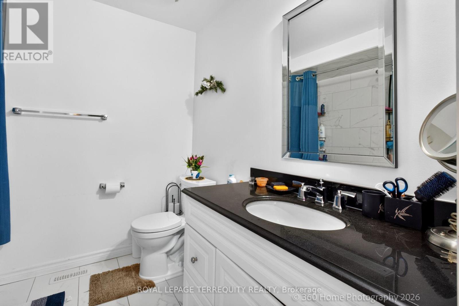 88 CENTRAL PARKWAY W - 17
