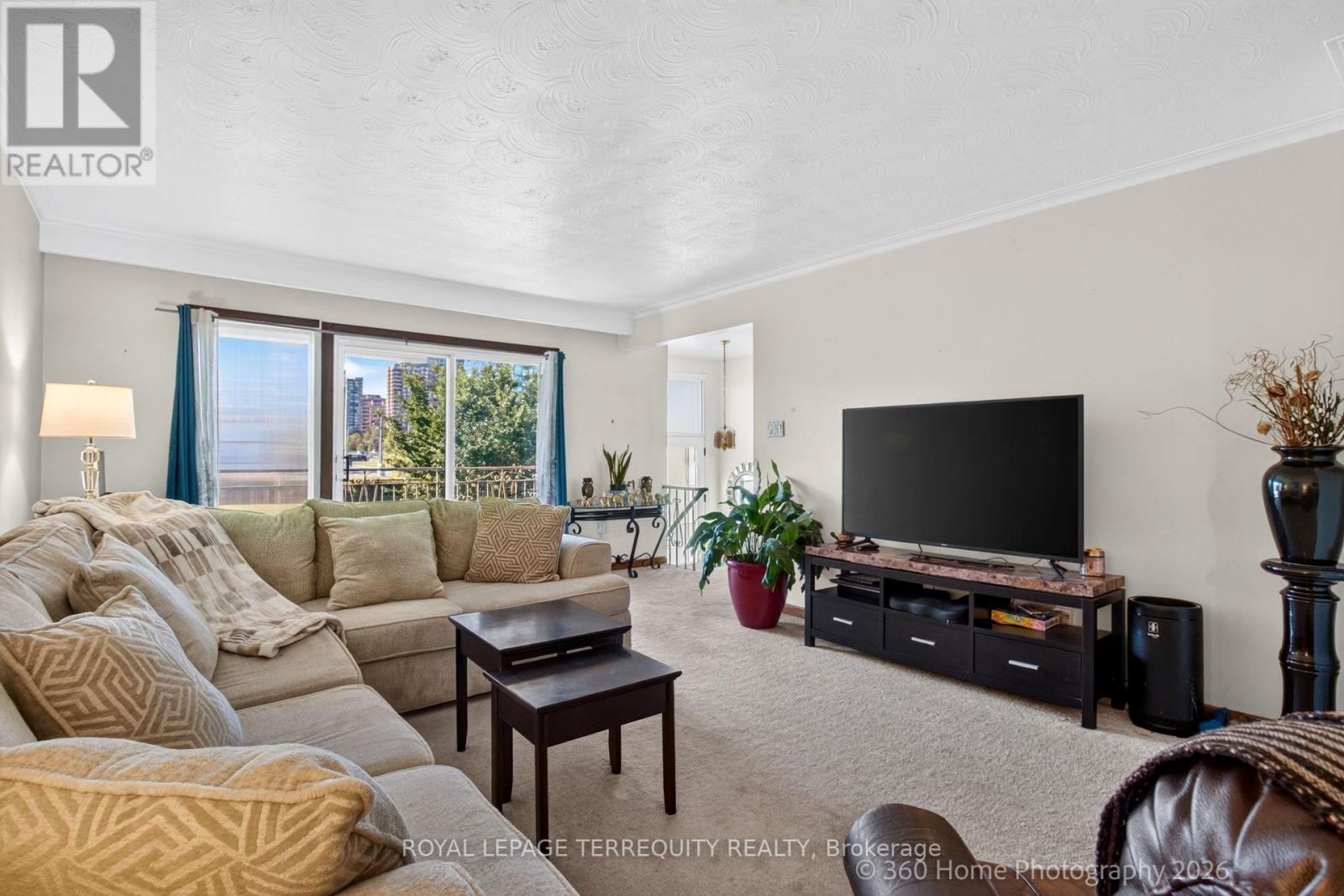 88 CENTRAL PARKWAY W, Mississauga (Fairview) — photo 5