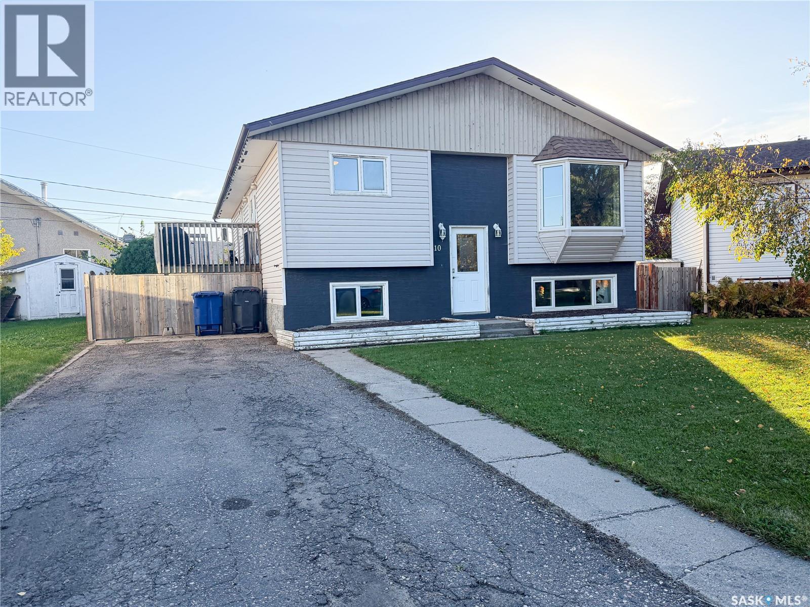 10 Evans PLACE, Meadow Lake — photo 2
