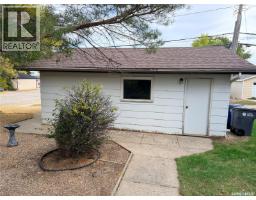 203 4th Avenue E, Assiniboia, SK S0H0B0 Photo 29