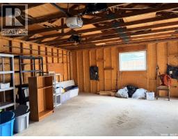 203 4th Avenue E, Assiniboia, SK S0H0B0 Photo 30