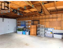 203 4th Avenue E, Assiniboia, SK S0H0B0 Photo 31