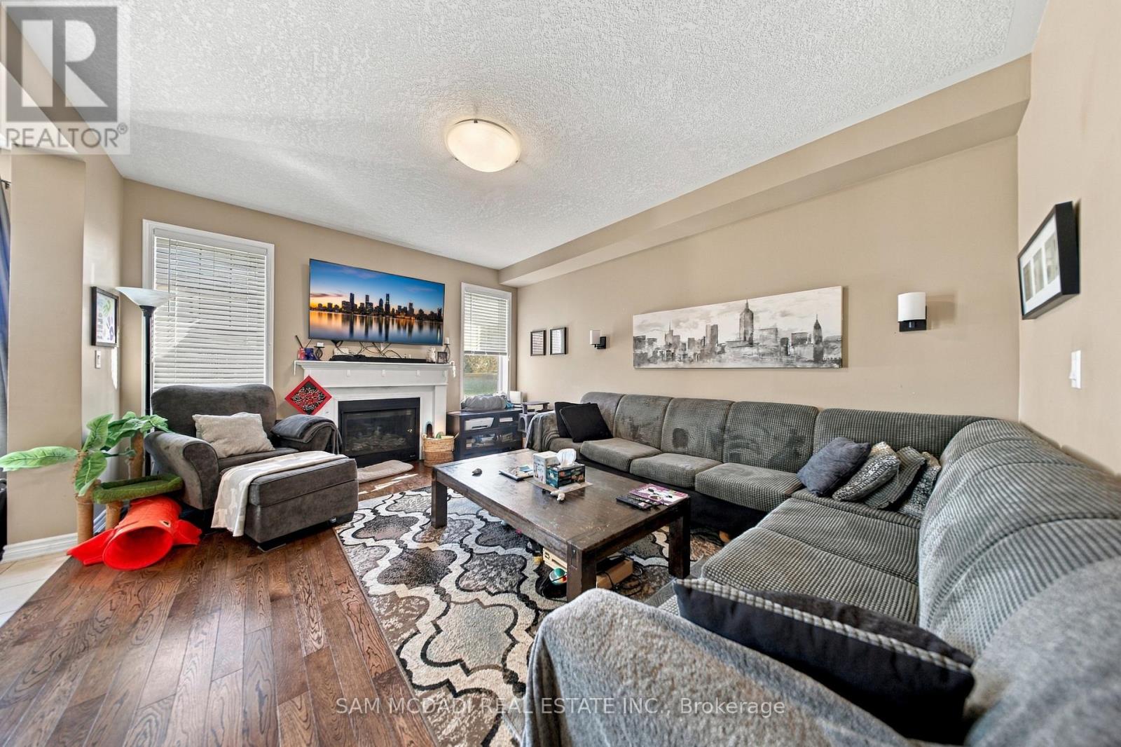 8 CELANO DRIVE - 13