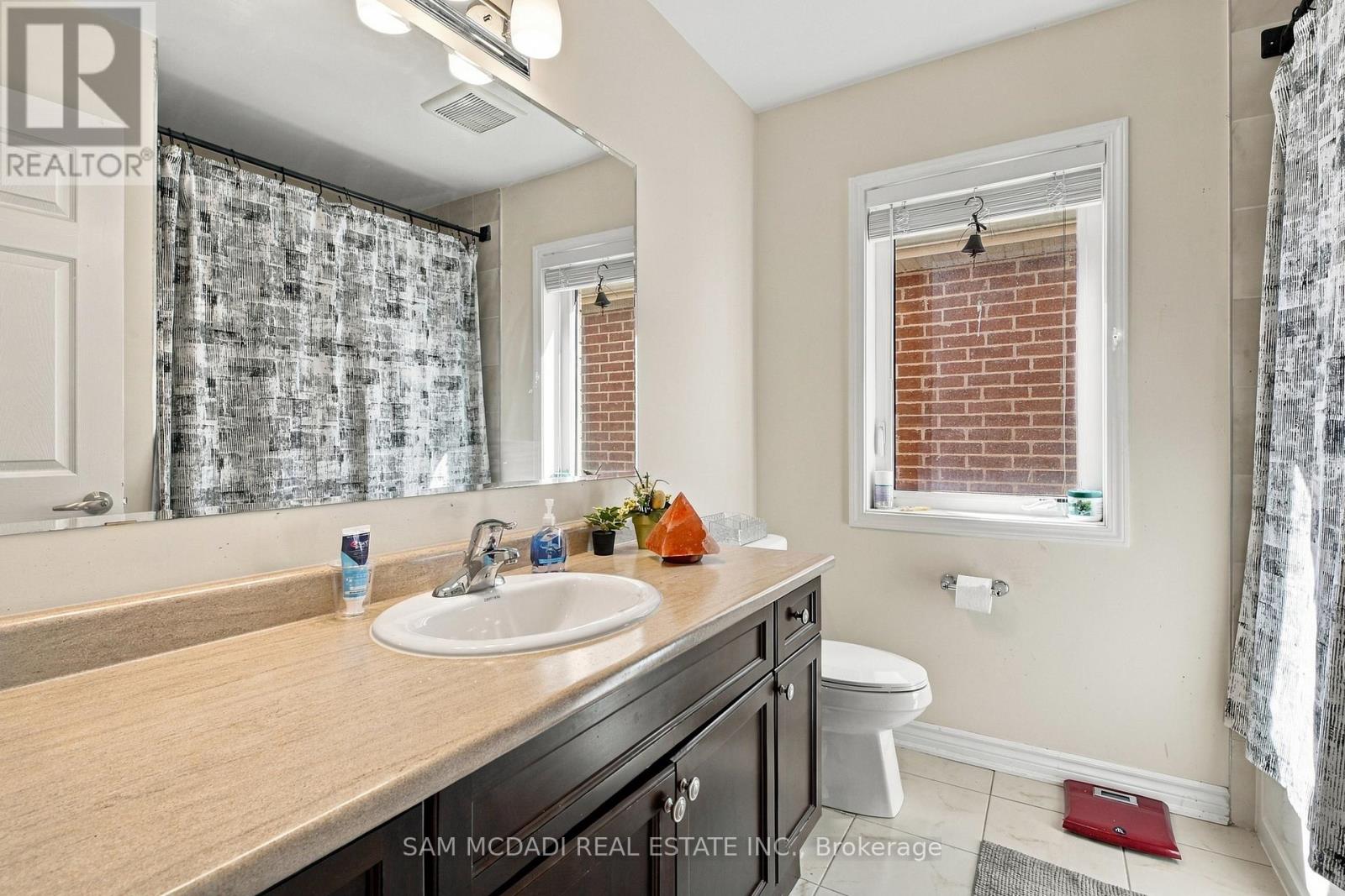 8 CELANO DRIVE - Image 26