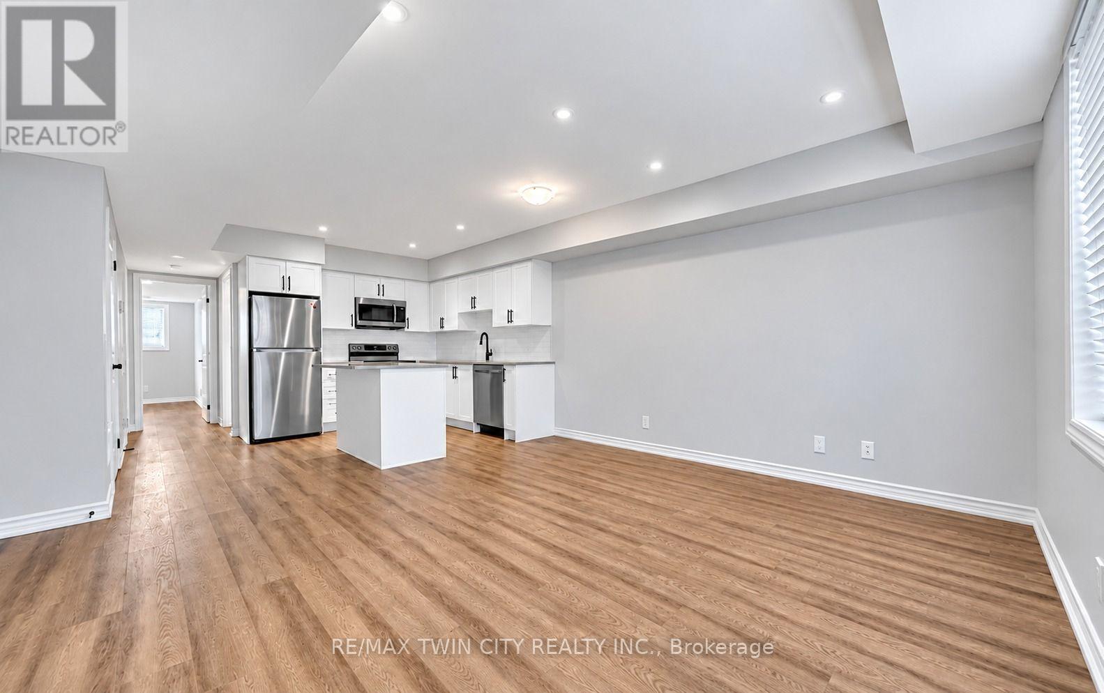 11 - 235 CHAPEL HILL DRIVE, Kitchener — photo 4