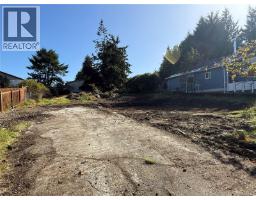 224 Alder St, Ucluelet, BC V0R3A0 Photo 6