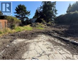 224 Alder St, Ucluelet, BC V0R3A0 Photo 7