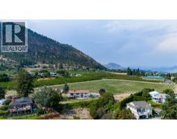 Kitchen - 5711 White Street, Summerland, BC V0H1Z7 Photo 11